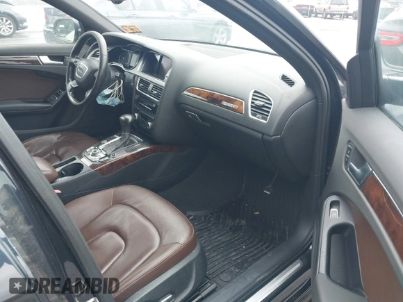 2013 Audi A4 Premium Plus с VIN WAUFFAFLXDN024165, выставлен на аукционе IAAI как лот 42271521 с пробегом 220 110 миль миль и . История ставок и продаж доступна на DreamBid. Изображение 5.