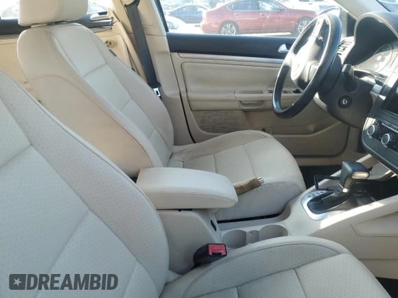 2010 Volkswagen Jetta Limited Edition with VIN 3VWAZ7AJ4AM127517, listed as a Copart auction lot 43076675 with Not provided miles and Salvage title. Bid and sale history available at DreamBid. Image 7.