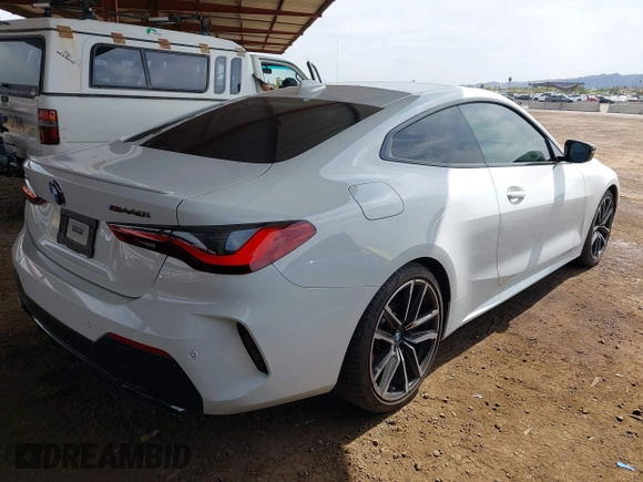 2021 BMW 4 Series M440i xDrive with VIN WBA13AR09MCF74685, listed as a IAAI auction lot 41881537 with 43,400 mi miles and . Bid and sale history available at DreamBid. Image 4.