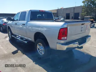 2014 Ram 2500 Tradesman с VIN 3C6UR5CL6EG224457, выставлен на аукционе IAAI как лот 42333288 с пробегом 77 359 миль миль и . История ставок и продаж доступна на DreamBid. Изображение 3.