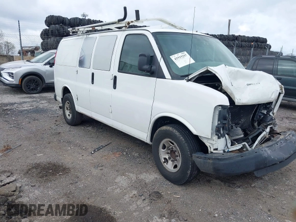 2009 Chevrolet Express Cargo Van with VIN 1GCGG25C791108423, listed as a IAAI auction lot 41919297 with 1 mi miles. Bid and sale history available at carsss.com. Image 1.