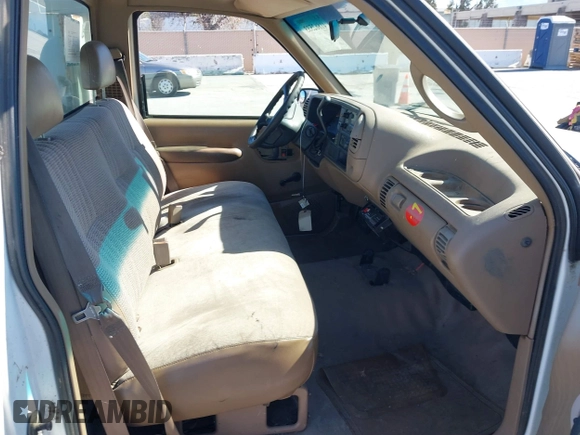 1995 GMC Sierra 1500 with VIN 1GTFC24H2SZ559903, listed as a IAAI auction lot 41862533 with 62,006 mi miles and . Bid and sale history available at DreamBid. Image 8.