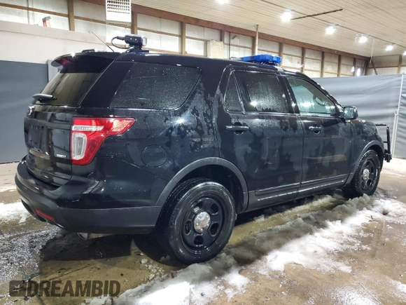 2015 Ford Utility Police Interceptor with VIN 1FM5K8AR4FGC26971, listed as a Copart auction lot 89174345 with 190,101 mi miles and Clean Title. Bid and sale history available at carsss.com. Image 3.