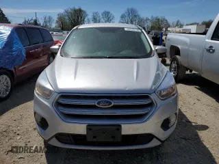 2017 Ford Escape SE with VIN 1FMCU9GD4HUB80842, listed as a Copart auction lot 55131145 with 177,200 mi miles and Clean Title. Bid and sale history available at DreamBid. Image 5.