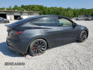 2024 Tesla Model Y Performance z VIN 7SAYGDEF1RF038664, wystawiony jako Copart lot #52583175 z przebiegiem Nie podano mil oraz Szkoda całkowita • Salvage title. Historia ofert i sprzedaży dostępna na DreamBid. Obrazek 3.