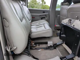 2005 Chevrolet Avalanche Z66 with VIN 3GNEC12Z35G258098, listed as a Copart auction lot 74543374 with Not Provided miles and Salvage Title. Bid and sale history available at carsss.com. Image 10.