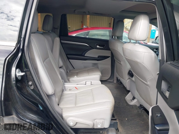 2017 Toyota Highlander Limited with VIN 5TDDZRFH5HS451698, listed as a IAAI auction lot 42233035 with 79,746 mi miles and . Bid and sale history available at DreamBid. Image 8.