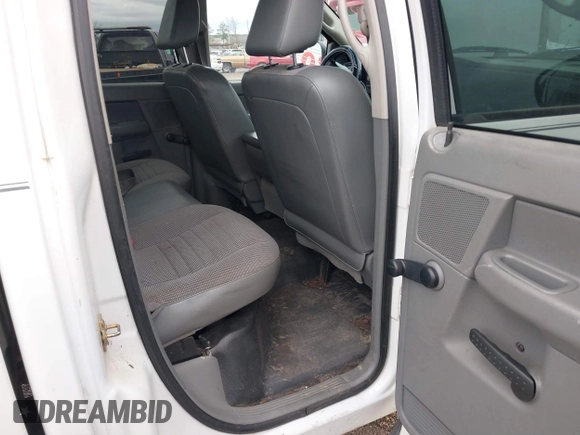 2007 Dodge 1500 ST with VIN 1D7HU18P27J600043, listed as a IAAI auction lot 41625802 with 170,706 mi miles and . Bid and sale history available at DreamBid. Image 8.