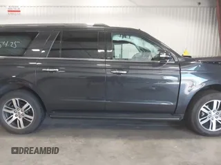 2024 Ford Expedition Max Limited z VIN 1FMJK2A8XREA35526, wystawiony jako IAAI lot #42685052 z przebiegiem 39 011 mil mil oraz . Historia ofert i sprzedaży dostępna na DreamBid. Obrazek 13.