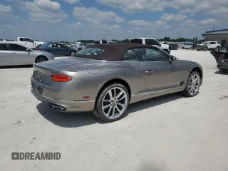 2020 Bentley Continental GT GT V8 z VIN SCBDG4ZG9LC076973, wystawiony jako Copart lot #72049924 z przebiegiem Nie podano mil oraz Nie do naprawy • Non repairable. Historia ofert i sprzedaży dostępna na DreamBid. Obrazek 3.