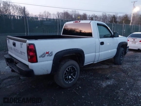 2006 Chevrolet Silverado 1500 Work Truck with VIN 3GCEK14X76G177081, listed as a IAAI auction lot 41676807 with 258,403 mi miles. Bid and sale history available at carsss.com. Image 4.