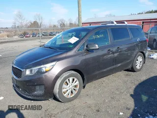 2017 Kia Sedona LX with VIN KNDMB5C19H6336297, listed as a IAAI auction lot 41396475 with Not Provided miles and . Bid and sale history available at DreamBid. Image 19.
