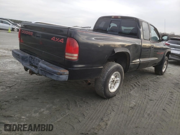 1999 Dodge Dakota SLT with VIN 1B7GG22X1XS235134, listed as a Copart auction lot 45508585 with 172,701 mi miles and Salvage Title. Bid and sale history available at carsss.com. Image 3.