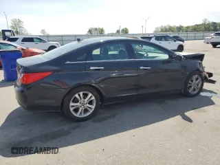 2013 Hyundai Sonata Limited with VIN 5NPEC4AC4DH628200, listed as a Copart auction lot 51311145 with 137,972 mi miles and Salvage Title. Bid and sale history available at carsss.com. Image 3.