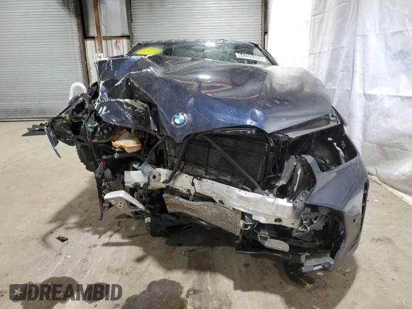 2024 BMW X6 xDrive40i with VIN 5UX33EX07R9V74903, listed as a Copart auction lot 44209305 with 0 mi miles and Salvage Title. Bid and sale history available at carsss.com. Image 5.