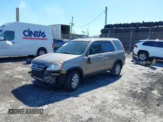 2005 Honda CR-V EX SE with VIN JHLRD78965C011391, listed as a IAAI auction lot 41820990 with 206,623 mi miles. Bid and sale history available at carsss.com. Image 18.