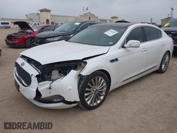 2015 Kia K900 Luxury with VIN KNALW4D48F6018541, listed as a IAAI auction lot 41903807 with 204,202 mi miles. Bid and sale history available at carsss.com. Image 2.