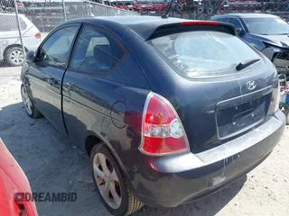 2007 Hyundai Accent SE z VIN KMHCN36C27U050012, wystawiony jako IAAI lot #42112316 z przebiegiem 172 070 mil mil oraz . Historia ofert i sprzedaży dostępna na DreamBid. Obrazek 3.
