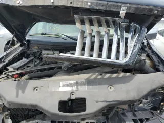 2006 Lincoln Mark LT with VIN 5LTPW18556FJ24402, listed as a Copart auction lot 57430414 with 132,437 mi miles and Salvage Title. Bid and sale history available at carsss.com. Image 11.
