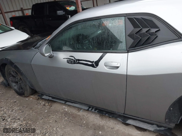 2011 Dodge Challenger with VIN 2B3CJ4DG4BH519321, listed as a IAAI auction lot 41511986 with 230,695 mi miles. Bid and sale history available at carsss.com. Image 15.