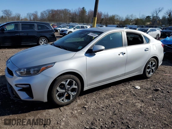 2021 Kia Forte FE with VIN 3KPF24AD2ME270633, listed as a Copart auction lot 51466995 with 30,330 mi miles and Salvage Title. Bid and sale history available at carsss.com. Image 1.