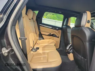 2016 Porsche Cayenne S z VIN WP1AB2A2XGLA94535, wystawiony jako Copart lot #59061015 z przebiegiem 120 270 mil mil oraz Szkoda całkowita • Salvage title. Historia ofert i sprzedaży dostępna na DreamBid. Obrazek 11.