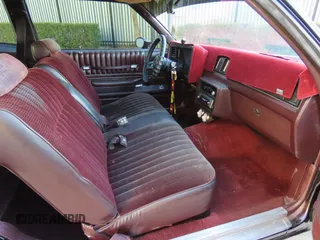 1985 Chevrolet Monte Carlo Sport SS с VIN 1G1GZ37G4FR149856, выставлен на аукционе Copart как лот 88110005 с пробегом 8 230 миль миль и Чистый • Clean title. История ставок и продаж доступна на DreamBid. Изображение 5.