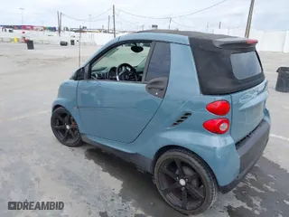 2008 Smart fortwo Passion with VIN WMEEK31X28K158970, listed as a IAAI auction lot 42073256 with 66,703 mi miles. Bid and sale history available at carsss.com. Image 3.