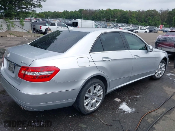 2012 Mercedes-Benz E 350 Luxury with VIN WDDHF8JB2CA611586, listed as a IAAI auction lot 42685335 with 214,413 mi miles and . Bid and sale history available at DreamBid. Image 4.