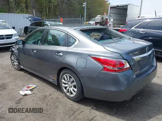 2014 Nissan Altima 2.5 S with VIN 1N4AL3AP5EC150741, listed as a IAAI auction lot 42112008 with 1 mi miles. Bid and sale history available at carsss.com. Image 3.