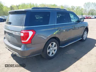 2020 Ford Expedition XLT z VIN 1FMJU1JT2LEA72246, wystawiony jako IAAI lot #42157665 z przebiegiem 76 589 mil mil oraz . Historia ofert i sprzedaży dostępna na DreamBid. Obrazek 4.