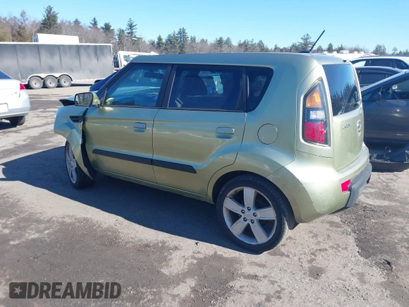2010 Kia Soul + with VIN KNDJT2A23A7061651, listed as a IAAI auction lot 41685158 with 160,774 mi miles. Bid and sale history available at carsss.com. Image 3.