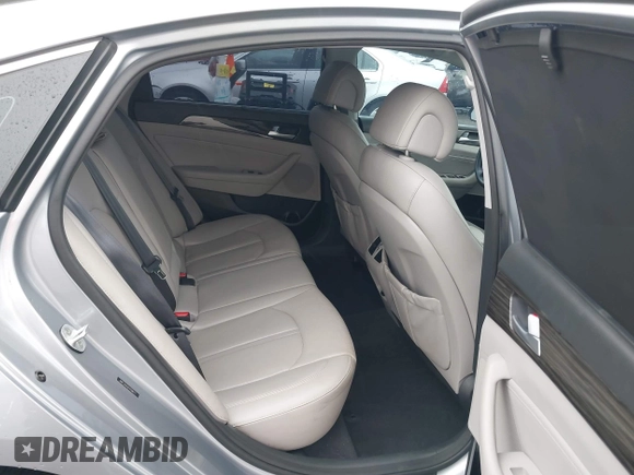 2015 Hyundai Sonata 2.4L Sport with VIN 5NPE34AF8FH208677, listed as a IAAI auction lot 41615270 with 141,639 mi miles. Bid and sale history available at carsss.com. Image 8.