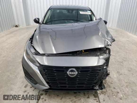 2025 Nissan Altima SV z VIN 1N4BL4DV2SN320249, wystawiony jako Copart lot #56504895 z przebiegiem 12 327 mil mil oraz Szkoda całkowita • Salvage title. Historia ofert i sprzedaży dostępna na DreamBid. Obrazek 5.