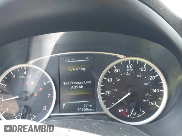 2017 Nissan Sentra S with VIN 3N1AB7AP7HY248494, listed as a IAAI auction lot 40311680 with 70,909 mi miles and . Bid and sale history available at DreamBid. Image 7.