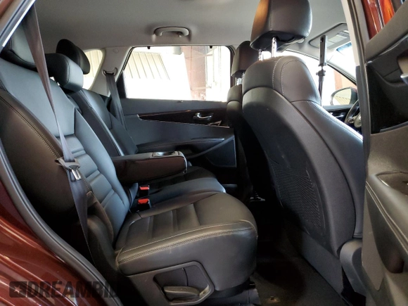 2018 Kia Sorento EX z VIN 5XYPHDA53JG395215, wystawiony jako Copart lot #63330825 z przebiegiem 71 799 mil mil oraz Szkoda całkowita • Salvage title. Historia ofert i sprzedaży dostępna na DreamBid. Obrazek 11.
