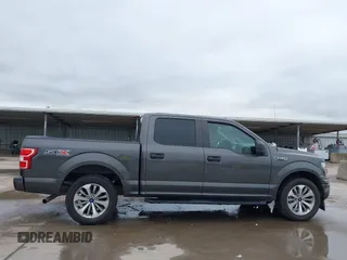 2018 Ford F-150 XL z VIN 1FTEW1CP3JKC21438, wystawiony jako IAAI lot #42207035 z przebiegiem 86 417 mil mil oraz . Historia ofert i sprzedaży dostępna na DreamBid. Obrazek 13.
