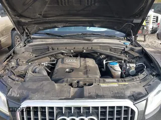 2014 Audi Q5 Premium Plus with VIN WA1LFAFP2EA094299, listed as a IAAI auction lot 41902914 with 131,422 mi miles. Bid and sale history available at carsss.com. Image 10.