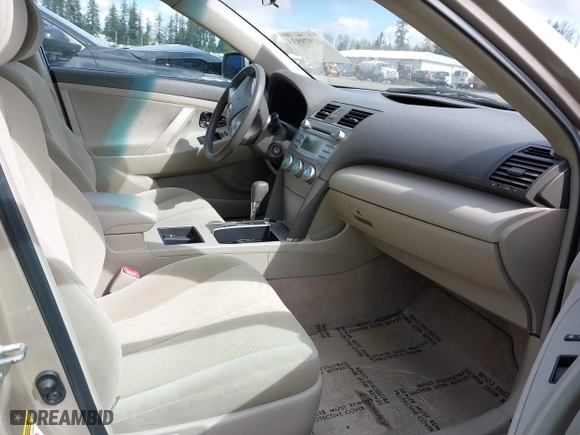 2007 Toyota Camry CE with VIN 4T1BE46K17U094284, listed as a IAAI auction lot 41979933 with 154,136 mi miles. Bid and sale history available at carsss.com. Image 5.