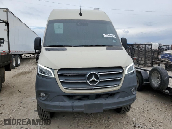 2021 Mercedes-Benz Sprinter with VIN W1Y4ECVY0MT080290, listed as a Copart auction lot 87269454 with 30,092 mi miles and Salvage Title. Bid and sale history available at DreamBid. Image 5.