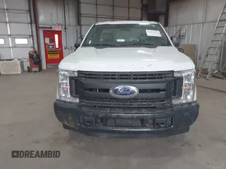 2017 Ford F-250 XL z VIN 1FDBF2A60HEC99876, wystawiony jako IAAI lot #42468271 z przebiegiem 81 478 mil mil oraz . Historia ofert i sprzedaży dostępna na DreamBid. Obrazek 12.