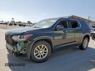 2020 Chevrolet Traverse LT Cloth z VIN 1GNERGKW5LJ252385, wystawiony jako Copart lot #56858135 z przebiegiem 73 791 mil mil oraz Szkoda całkowita • Salvage title. Historia ofert i sprzedaży dostępna na DreamBid. Obrazek 1.