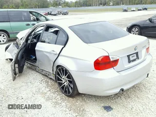 2007 BMW 3 Series 335i with VIN WBAVB73577KY60943, listed as a Copart auction lot 26073428 with Not provided miles and Non repairable. Bid and sale history available at DreamBid. Image 3.