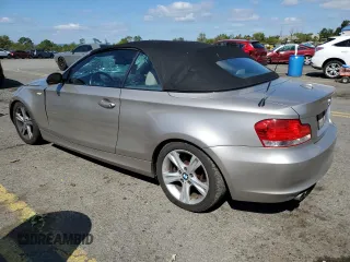 2009 BMW 1 Series 128i with VIN WBAUL73549VJ75146, listed as a Copart auction lot 70916124 with 101,724 mi miles and Salvage Title. Bid and sale history available at carsss.com. Image 2.