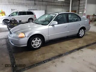 1998 Honda Civic EX z VIN 2HGEJ8549WH557461, wystawiony jako Copart lot #58360805 z przebiegiem 202 708 mil mil oraz Szkoda całkowita • Salvage title. Historia ofert i sprzedaży dostępna na DreamBid. Obrazek 1.