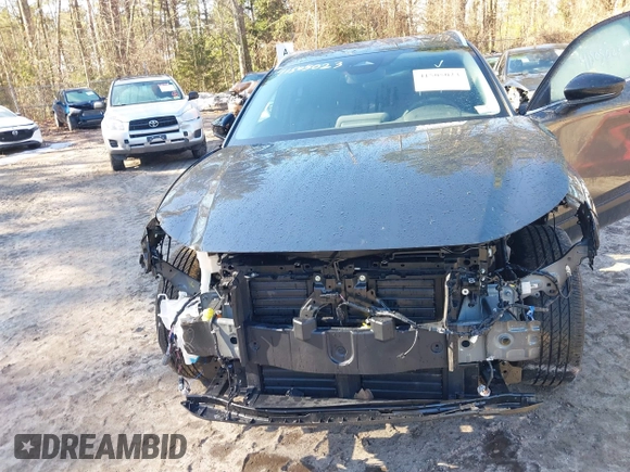 2025 Mazda CX-30 S Select Sport z VIN 3MVDMBBM4SM752011, wystawiony jako IAAI lot #41505023 z przebiegiem 1 601 mil mil oraz . Historia ofert i sprzedaży dostępna na DreamBid. Obrazek 6.