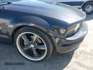 2007 Ford Mustang GT Deluxe with VIN 1ZVFT82H175270870, listed as a IAAI auction lot 41979749 with 131,729 mi miles. Bid and sale history available at carsss.com. Image 17.