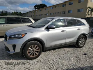 2020 Kia Sorento LX z VIN 5XYPG4A31LG633261, wystawiony jako Copart lot #82196714 z przebiegiem 214 220 mil mil oraz Szkoda całkowita • Salvage title. Historia ofert i sprzedaży dostępna na DreamBid. Obrazek 1.