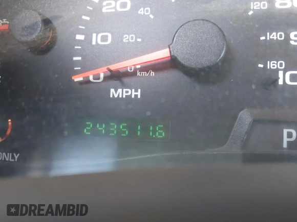 2002 Ford F-250 XL with VIN 1FTNX21F52EB48666, listed as a IAAI auction lot 42519667 with 243,511 mi miles and . Bid and sale history available at DreamBid. Image 15.
