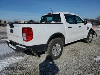2024 Ford Ranger XL with VIN 1FTER4BHXRLE19815, listed as a Copart auction lot 43985445 with 34,304 mi miles and Salvage Title. Bid and sale history available at carsss.com. Image 3.